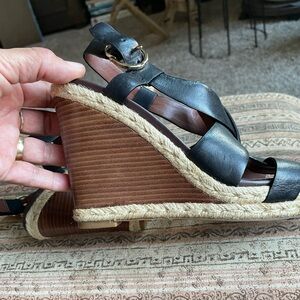 Cole Haan Woman’s Heeled Espadrilles in SZ 7.5 in good condition